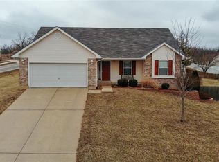 493 Grandview Oaks Dr, Union, MO 63084