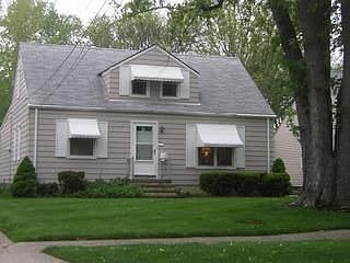 1st image of 11982 Woodview Blvd