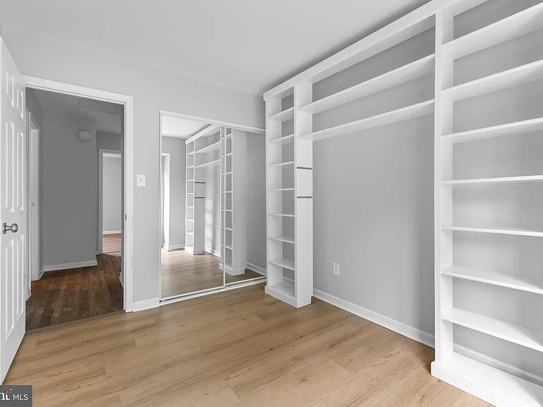 2813 Cambridge Dr — Photo 22
