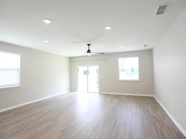 57 Mustard Hill Ct — Photo 9