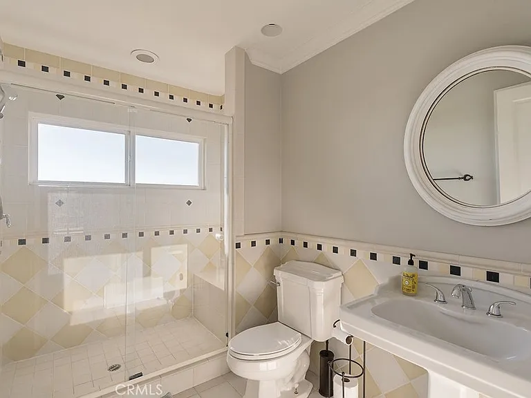 407 Mendoza Ter — Photo 41
