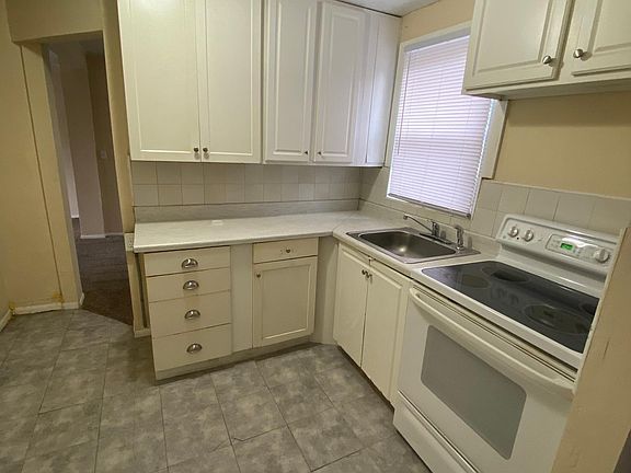 2nd image of 1858 W 19th St