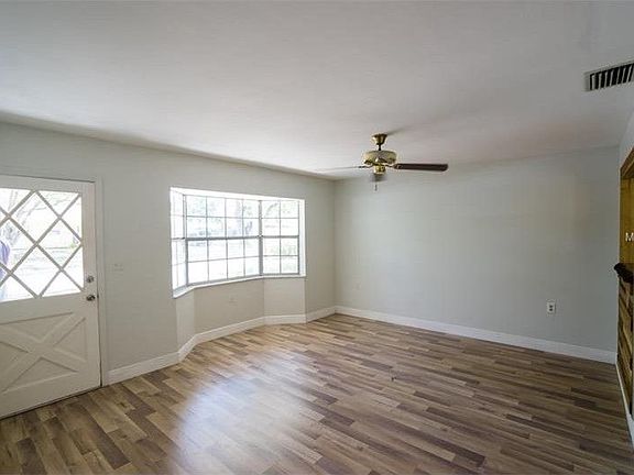 3rd image of 10412 Hamner Ave