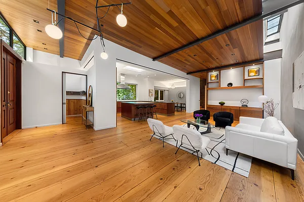 Sold by SERHANT. | media 2