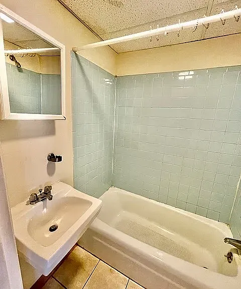 13 Charter St #2F — Photo 8