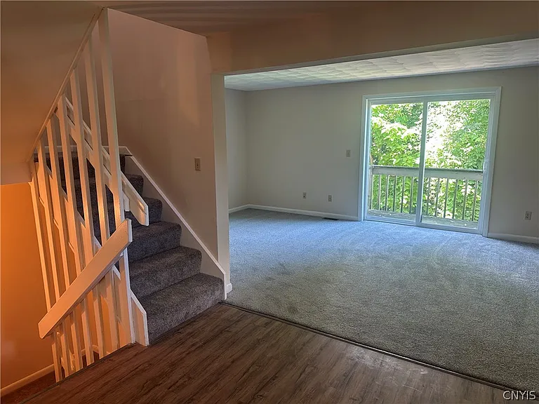 119 N Lorraine Ave — Photo 3