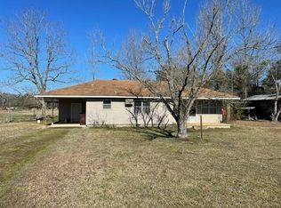 302 N Luke St, Harrell, AR 71745