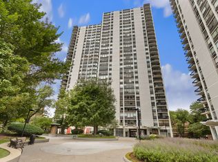 1460 Sandburg Ter #2001A, Chicago, IL 60610