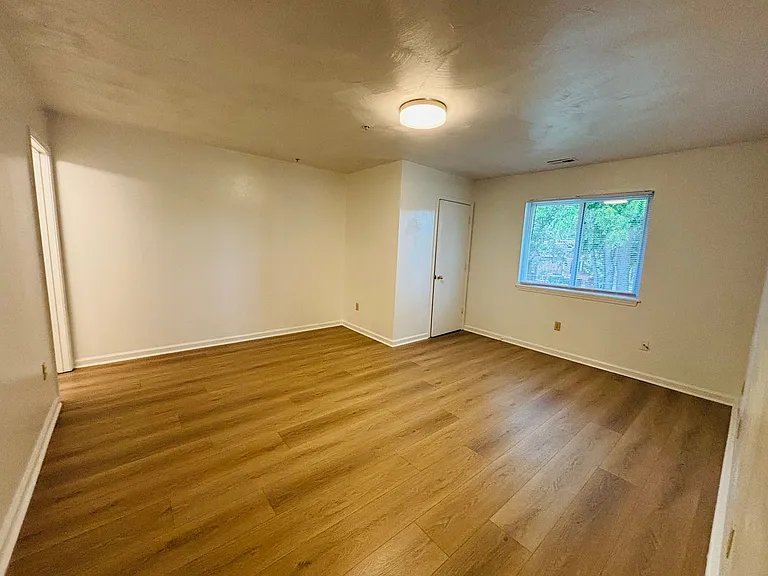 927AB - 410 Houston St. - DM — Photo 127