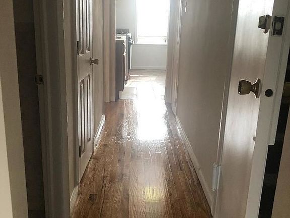 5th image of 23-10 21st Ave #2TPP