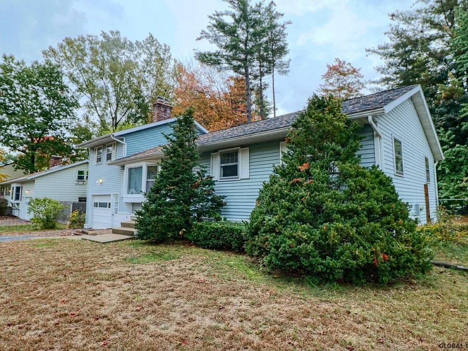 1st image of 23 Dublin Dr
