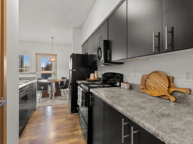 Tustin Apartment Homes — Photo 5
