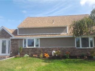 37 Lowland Rd, Levittown, NY 11756