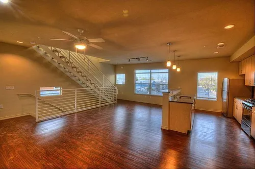 2606 Wilson St #903 Photo 1