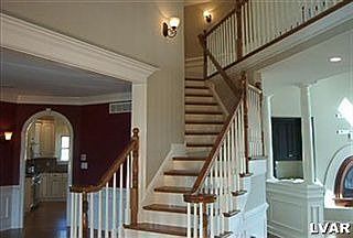 3rd image of 12 Creek View Ct