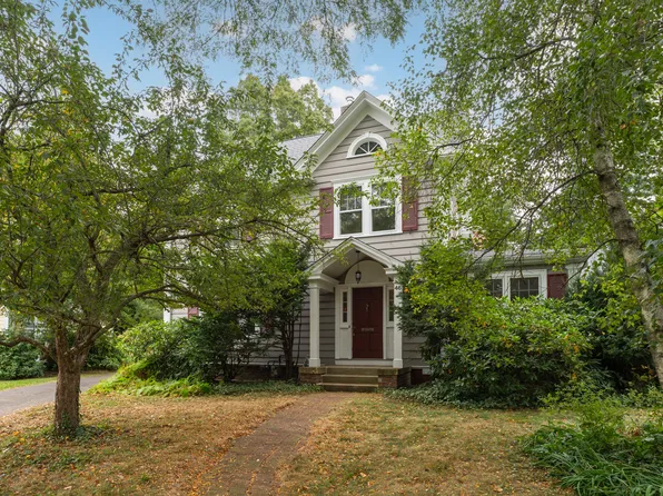 46 Mountain View Terrace, North Haven, CT 06473