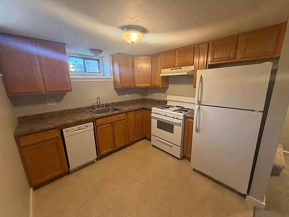 4th image of 885 Grand Ave APT 5
