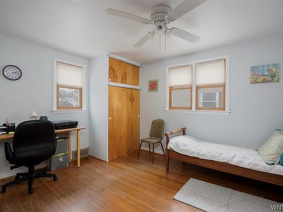 2nd image of 152 W Fillmore Ave