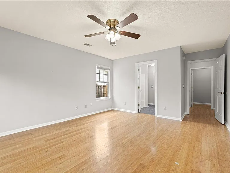 1201 Grasswind Dr — Photo 18