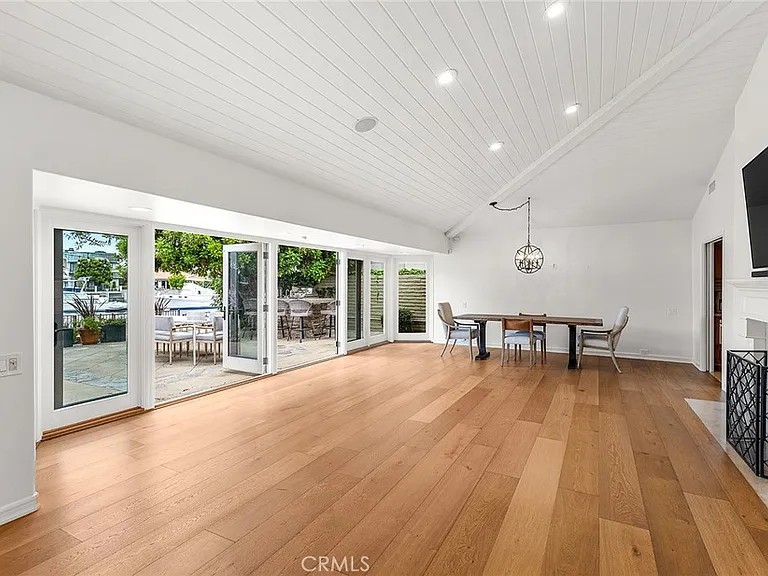 412 Evening Star Ln — Photo 14