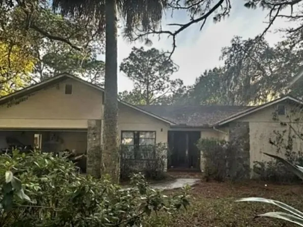 10106 LAKEVIEW DRIVE, NEW PORT RICHEY, FL 34654