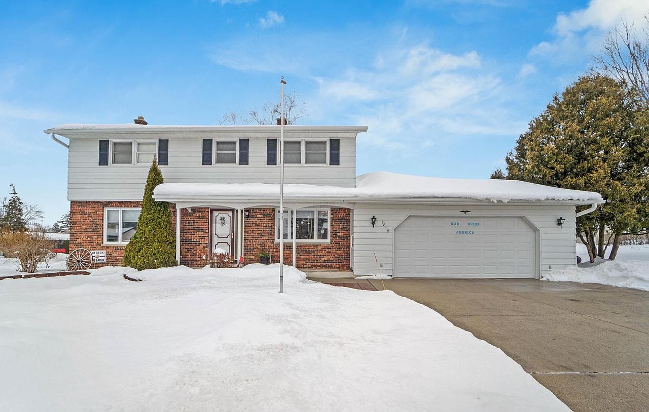 1612 McKinley STREET, New Holstein, WI 53061 Zillow