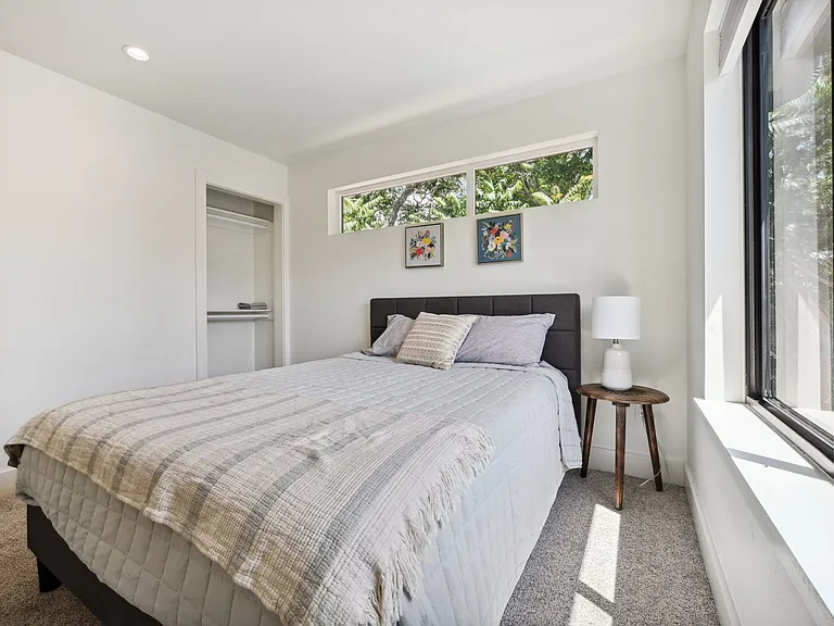 3870 N Clay St — Photo 16