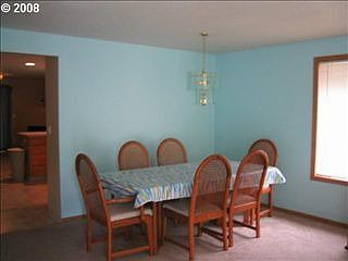 5th image of 2805 NE Delancey Ct