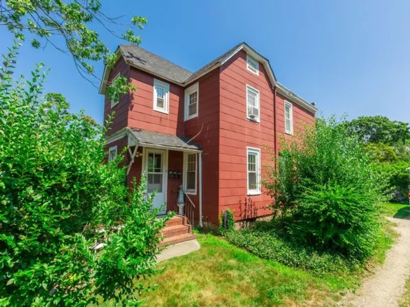 17 S Park Ave, Bay Shore, NY 11706