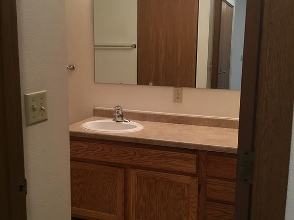 Bathroom counter_07192021