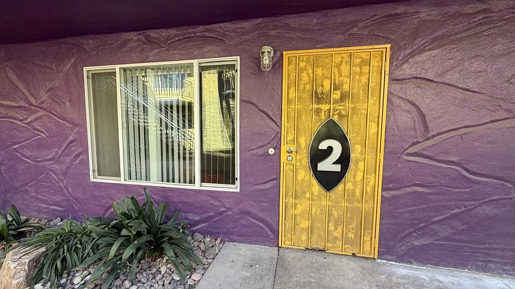 4246 Van Dyke Ave — Photo 3