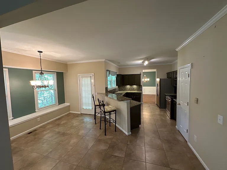 Pinehollow Ct — Photo 24