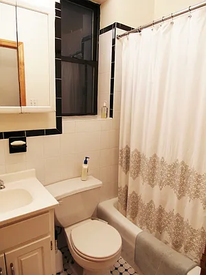 Rented by Citi Habitats | media 16