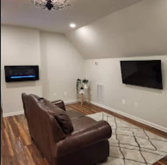 4 Hayfield Ct #1 — Photo 8