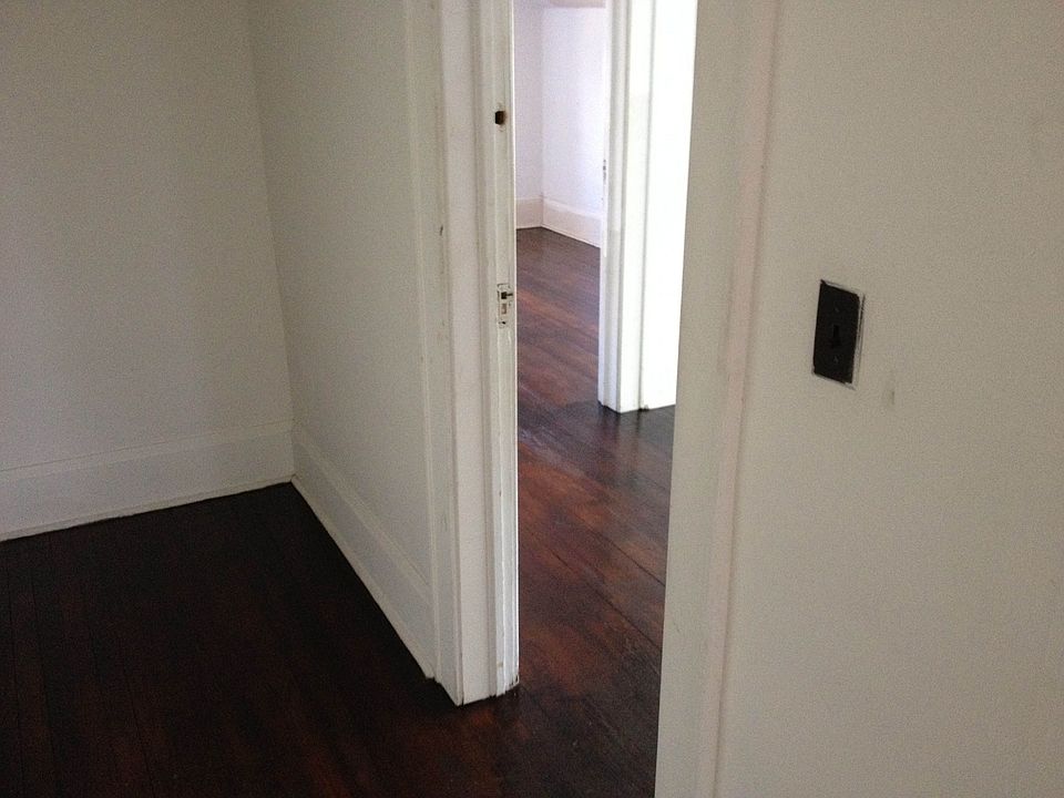 Hallway to Up Stairs BedRms