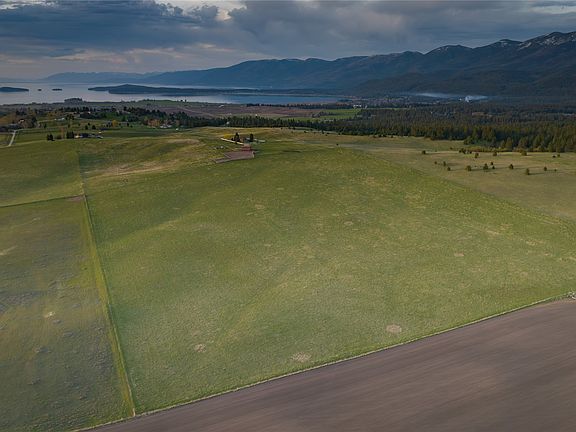 3rd image of 35453 Ford Rd