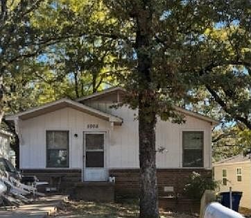 1st image of 5008 Longview Dr