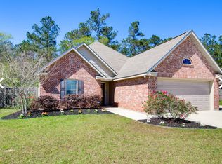 17107 Beacon St, Ponchatoula, LA 70454