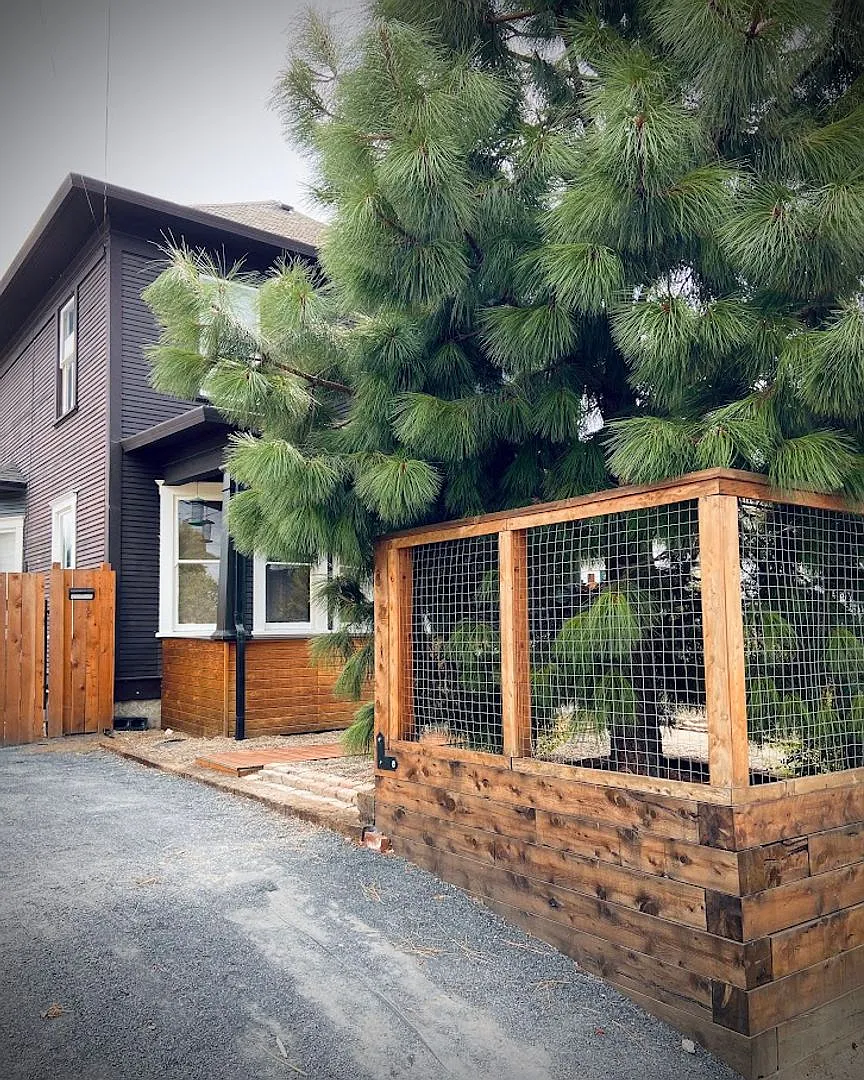 Charming St Johns Classic 4 Bed/2 Bath Craftsman 4-Square — Photo 3