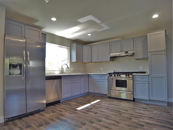 2nd image of 7914 Vantage Ave
