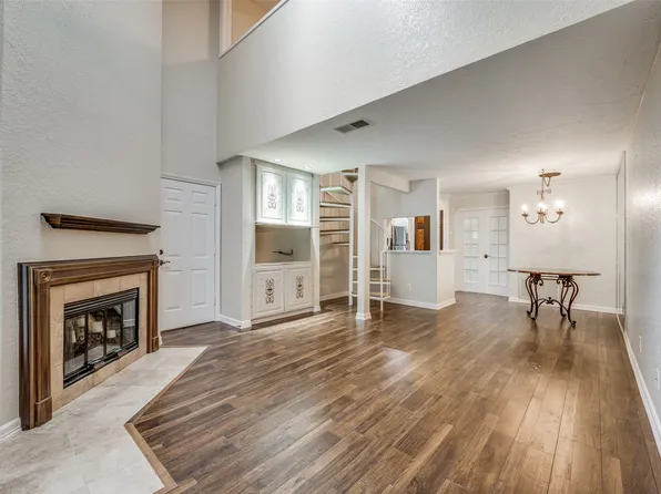 5590 Spring Valley Rd Unit C202, Dallas, TX 75254