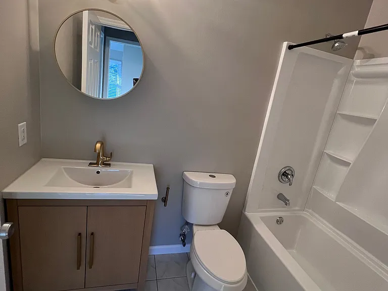 441 Manville Rd #4 — Photo 7