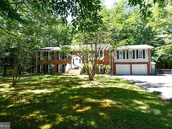 2nd image of 8870 Brook Dr