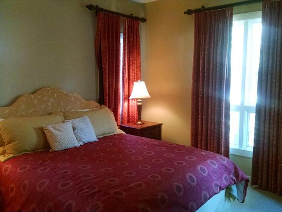 5th image of 945 Registry Blvd Unit 110