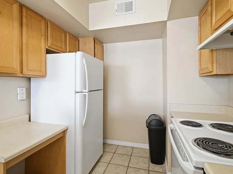 1015 Villagio Cir #201 — Photo 9
