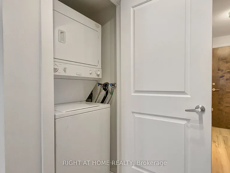 50 Lynn Williams St #803 — Photo 6