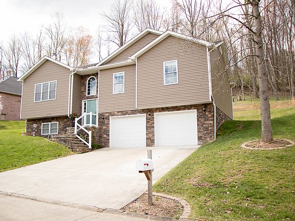 3rd image of 12 Richland Dr