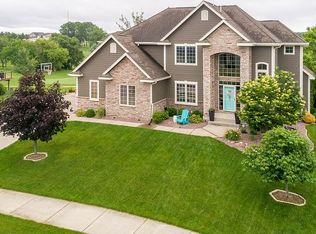 310 Turnberry Dr, Norwalk, IA 50211