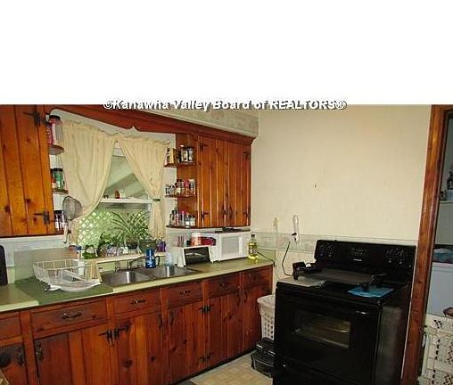4th image of 115 Circle Dr