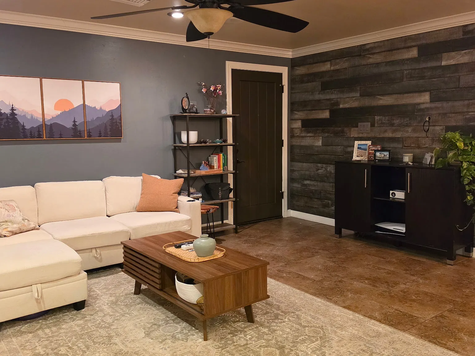 4 bed, 1321 sqft, $950 — Photo 3